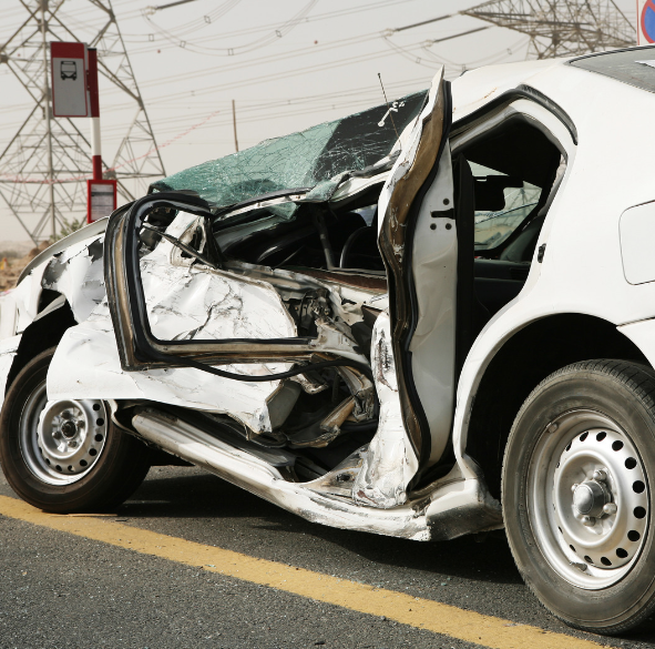 Need to know who is at fault when a car turns left? The left-turn accident lawyers at Roberts can help!